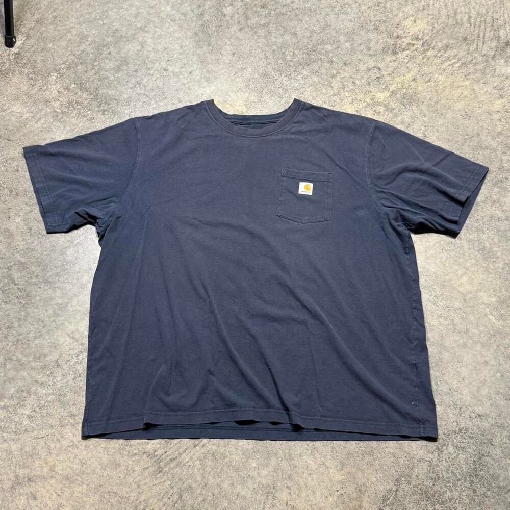 Carhartt Men's Navy and Blue T-shirt